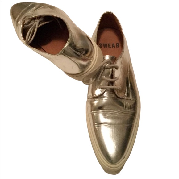 SWEAR metallic pointed toe flats. - Picture 4 of 4
